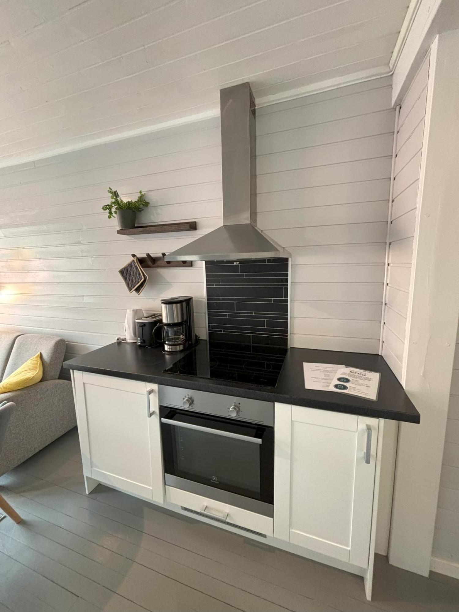 Buodden Rorbuer - Fisherman Cabins Sørvågen エクステリア 写真